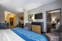 Comfort Inn & Suites Hotels in Fort Saskatchewan