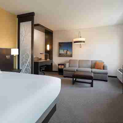 Hyatt Place Santa Cruz Rooms