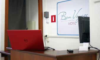 Simple Bon Voyage Hotel