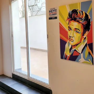 Arc House Pop Art
