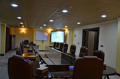 Meeting Rooms