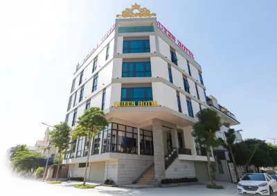 Queen Hotel Hoàng Gia Hotel berhampiran Hoang Minh Grocery Store