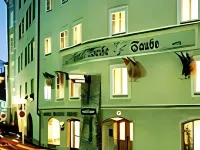 Altstadthotel Weisse Taube Hotel in zona Nonnberg Convent
