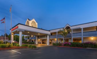 Best Western Plus Wine Country Inn  Suites