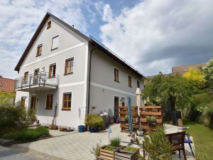 Scenic Apatrtment in Tannesberg with Balcony