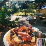 Hibiscus Coffee & Guesthouse فنادق في Seaside