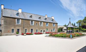 Hotel de l'Abbaye le Tronchet - Handwritten Collection