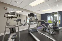 Wingate by Wyndham Bismarck - salle de sport