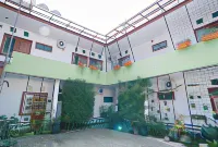 Urbanview Hotel Griya Surya Malang by RedDoorz Hotels in Klojen