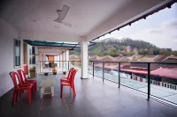 IM 96 Villa - Mountain view