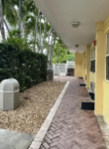 비치 플레이스 호텔