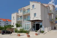 Boutique Hotel Bol Hotels in 
