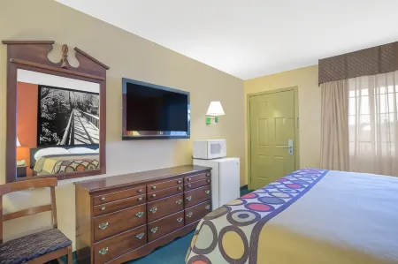 Super 8 by Wyndham Talladega Al Отели в г. Алпайн