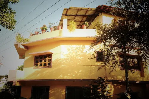 Gurudev Chaya Guest House