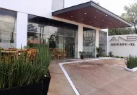Hotel Anb Aeropuerto Guadalajara Hotels in Las Pintas