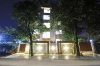 Hotel Golden Era-Near Shopprix Mall