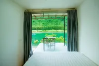 Phong Nha A Little Leaf Homestay Hotels in Son Trach