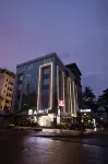 Royal Plaza Suites by Rak Rooms, Mangaluru Hotels near Monte Mariano Church