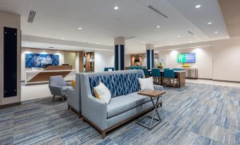 Holiday Inn Express & Suites Vaughan-Southwest