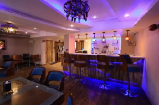 Hotel RS Exclusive Stay & Fine Dine - Near to Akola Junction Hotels in Akola