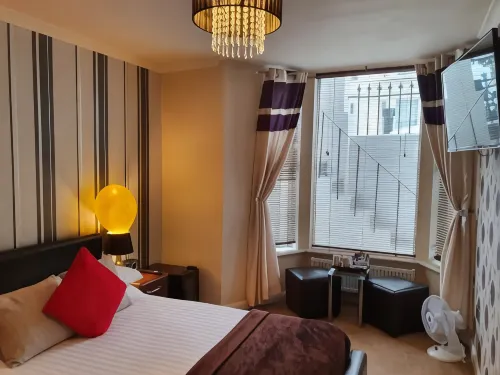Senlac Guesthouse فنادق في Hastings District