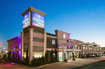 Express Inn - Spring Hotels near Splashtown Waterpark