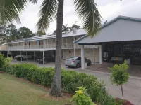 Colonial Palms Motor Inn Hotels near Airlie Beach Lagoon