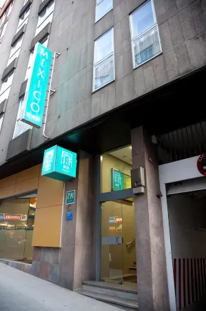 México PR Отели рядом с достопримечательностью «Museo do Pobo Galego»