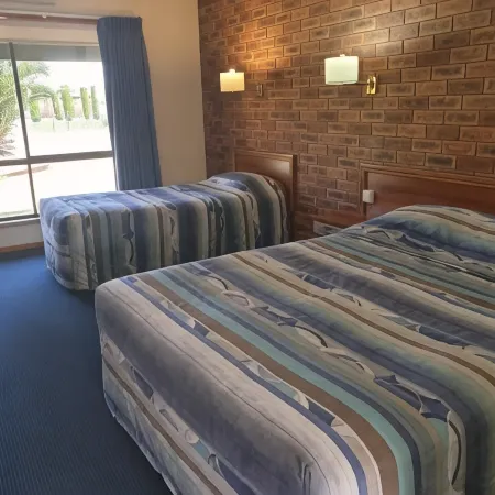 The Finley Palm Motor Inn