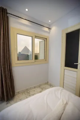 Life Pyramids Inn Featured Photos