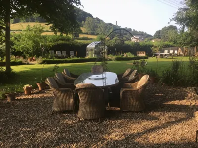 포테이 B&B 닌드 자연보호지역 주변 호텔