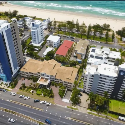 Outrigger Burleigh Hotels near Burleigh Heads