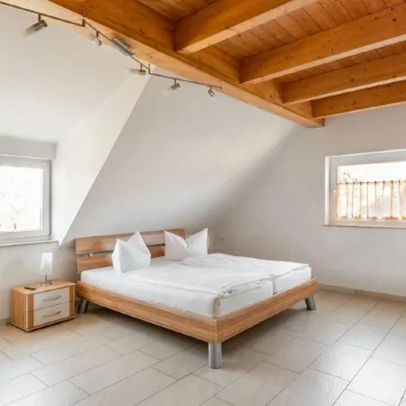 300 m to the white sand beach, 150 m² living space, WLAN, great value for money
