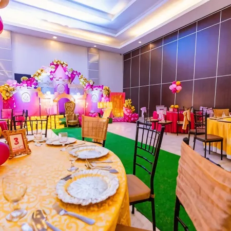 Holiday Suites Puerto Princesa