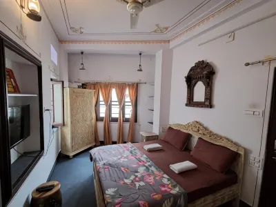 Raahi Backpacker's Hostel