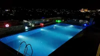 MaxOneHotels.com ที่บาหลีกปาปัม - ที่มีสระว่ายน้ำ