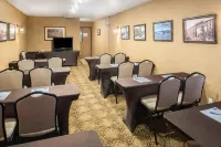 Holiday Inn Express & Suites Coeur D Alene I-90 Exit 11 Hotels in Post Falls