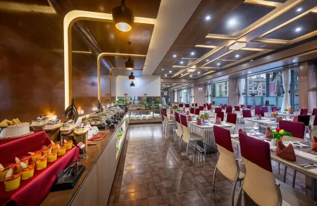 Lords Inn Somnath Отели рядом с достопримечательностью «Veraval Seafront»