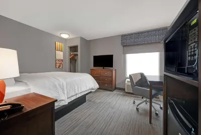 Hampton Inn Farmington Hotels in Farmington