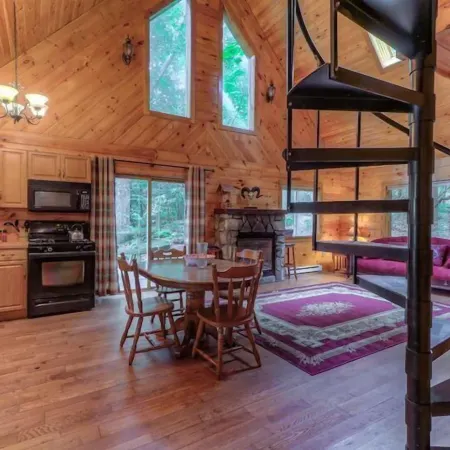 Magnolia Streamside Resort