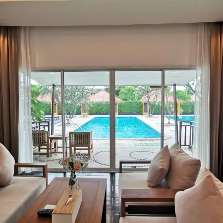 Keang Kluen Talay Resort