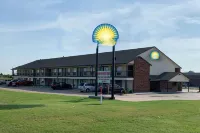 Days Inn by Wyndham Pratt Hotels in Pratt