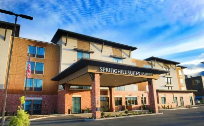 本德SpringHill Suites飯店 住宿飯店