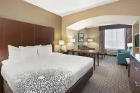 La Quinta Inn & Suites by Wyndham Bellingham Hotels in Bellingham