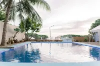 8 Plus Beach Resort
