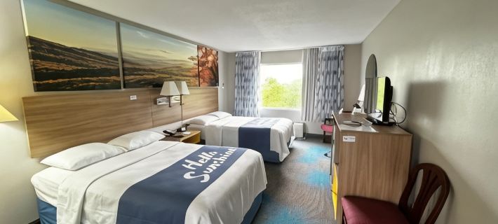 Days Inn by Wyndham Dahlonega University Area Отели в г. Лампкин