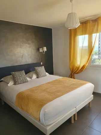 Le Mas des Quintrands Manosque - Motel de Charme