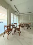 El Nipa Hotel Labuan Bajo - breakfast