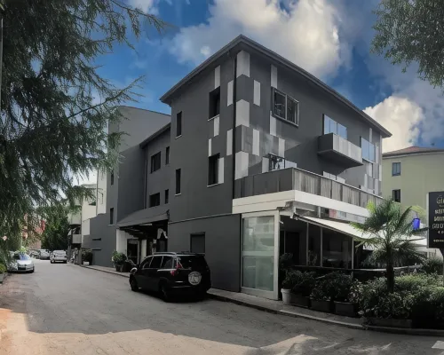 Hotel Nuova Mestre Hoteles cerca de Instituto Universitario Salesiano Venezia - IUSVE
