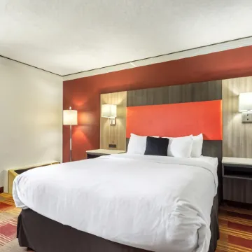 Countryside Suites Kansas City Independence I-70 East Sports Complex Hotel